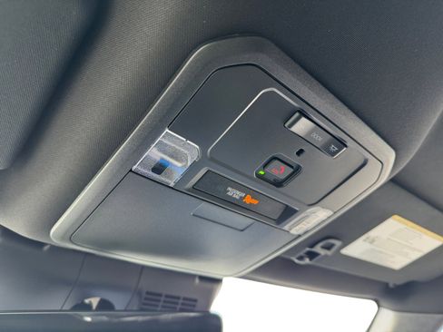 New 2025 Toyota Tacoma TRD Off-Road image 18