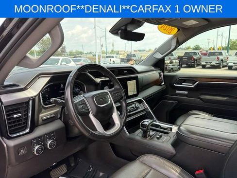 Used 2024 GMC Sierra 1500 Denali w/ Technology Package AWD/4WD image 17