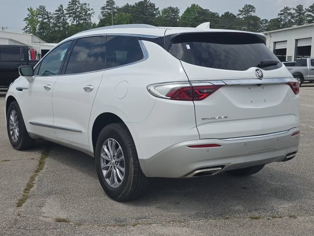 Used 2023 Buick Enclave Essence w/ LPO, Floor Liner Package FWD image 3