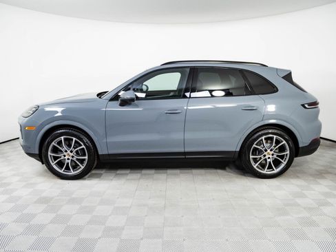 New 2026 Porsche Cayenne AWD/4WD image 2