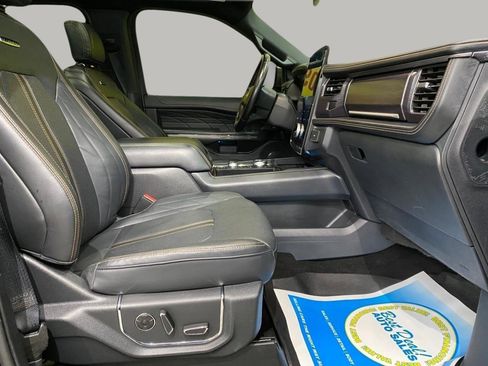 Used 2022 Ford Expedition Max Platinum image 25