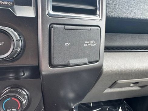Used 2015 Ford F150 XLT w/ Equipment Group 302A Luxury AWD/4WD image 11