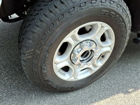 Used 2025 Ford F350 XLT w/ FX4 Off-Road Package AWD/4WD image 13