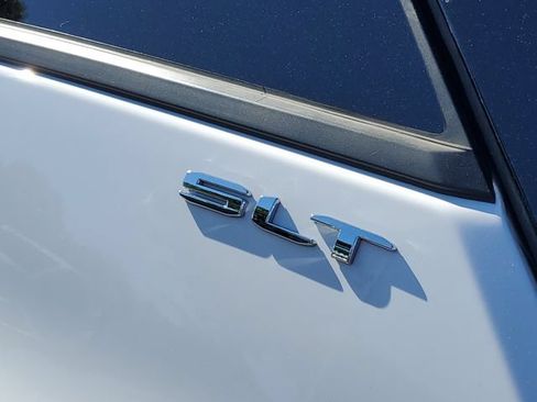 Certified 2023 GMC Terrain SLT w/ Tech Package AWD/4WD image 7