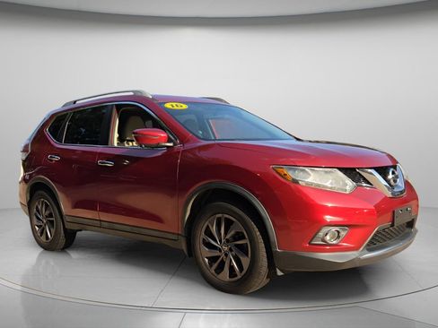 Used 2016 Nissan Rogue SL w/ SL Premium Package FWD image 9
