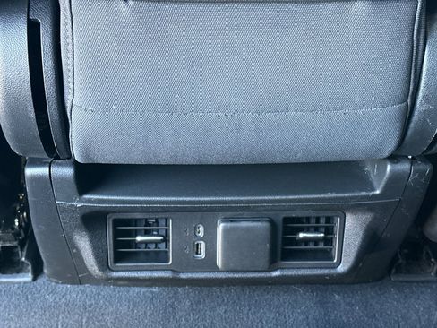 Used 2023 GMC Sierra 1500 Elevation image 40