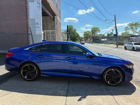 Used 2020 Honda Accord Sport image 4