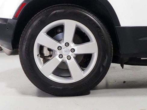 Used 2024 Land Rover Defender 110 S AWD/4WD image 54