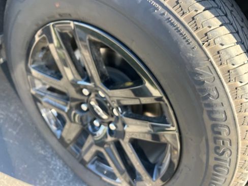 Used 2024 Chevrolet Silverado 1500 Custom RWD image 18