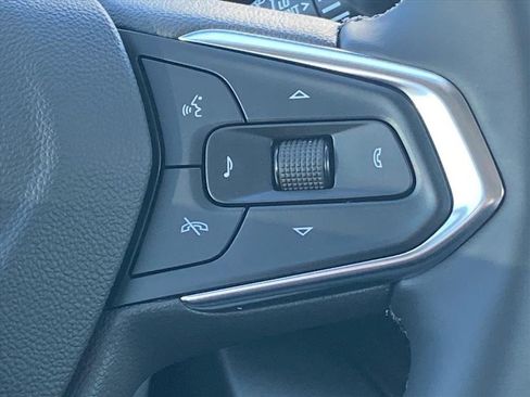 New 2026 Chevrolet Trax LT w/ Driver Confidence Package FWD image 7