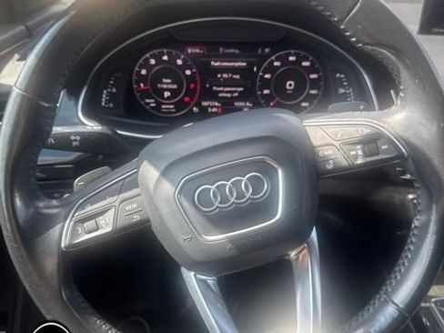 Used 2017 Audi Q7 3.0T Prestige AWD/4WD image 8