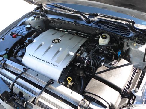 Used 2006 Cadillac DTS Performance image 57