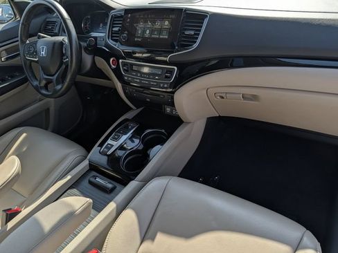 Used 2020 Honda Pilot Touring image 35