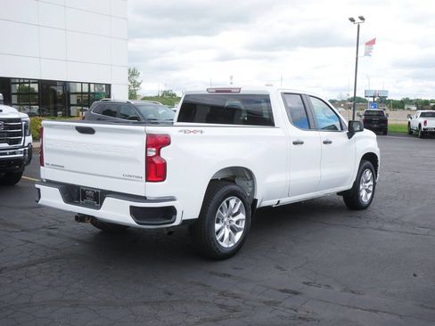 Used 2020 Chevrolet Silverado 1500 Custom w/ Trailering Package AWD/4WD image 7