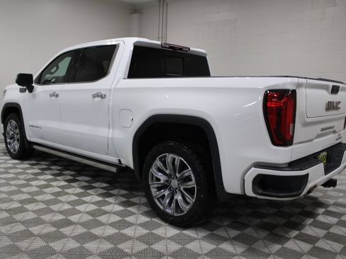 Used 2023 GMC Sierra 1500 Denali w/ Denali Reserve Package AWD/4WD image 10