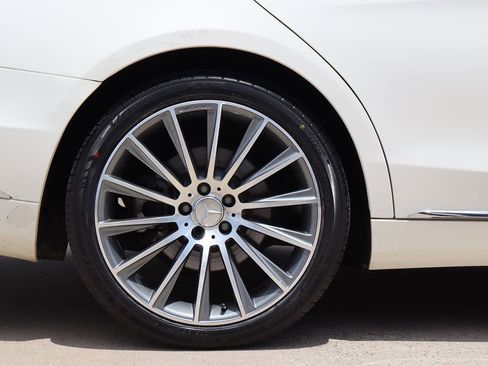 Used 2018 Mercedes-Benz S 560 4MATIC Sedan image 57