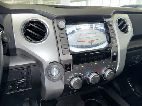 Used 2021 Toyota Tundra SR5 w/ SR5 Leather Package image 26