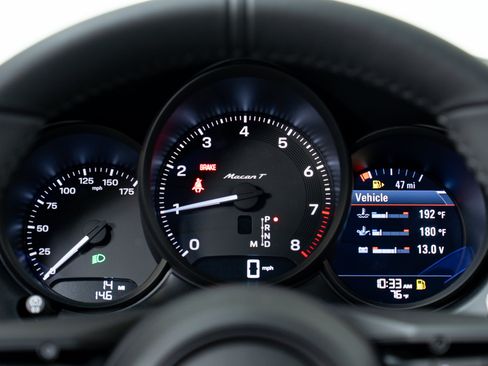 New 2026 Porsche Macan Turbo AWD/4WD image 22