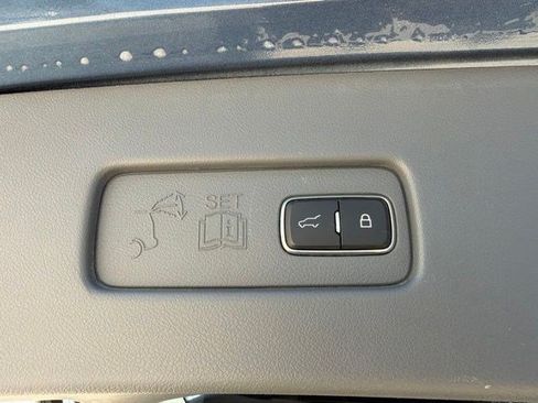 Used 2020 Lincoln Aviator Reserve w/ Elements Package Plus AWD/4WD image 17