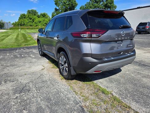Used 2021 Nissan Rogue SV w/ Premium Package AWD/4WD image 6