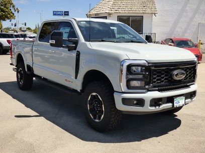 New 2025 Ford F250 Lariat w/ Lariat Ultimate Package