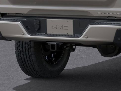 New 2026 GMC Canyon Denali AWD/4WD image 17