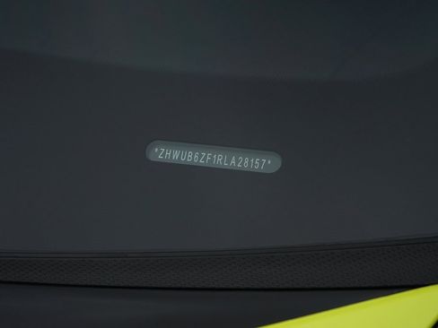 Used 2024 Lamborghini Huracan Tecnica image 32