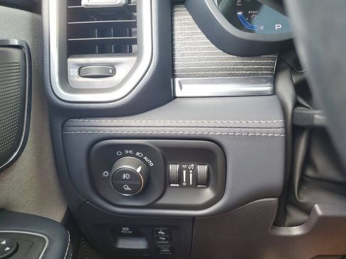 Certified 2023 RAM 1500 Limited AWD/4WD image 23