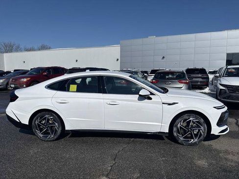 New 2026 Hyundai Sonata SEL image 2