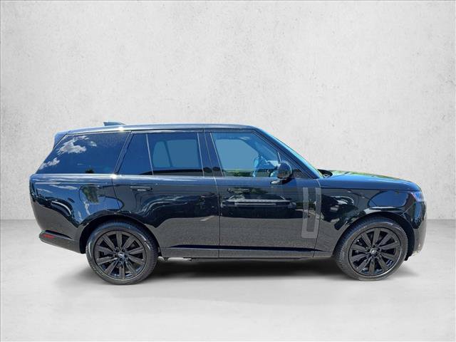 New 2025 Land Rover Range Rover SE AWD/4WD image 4