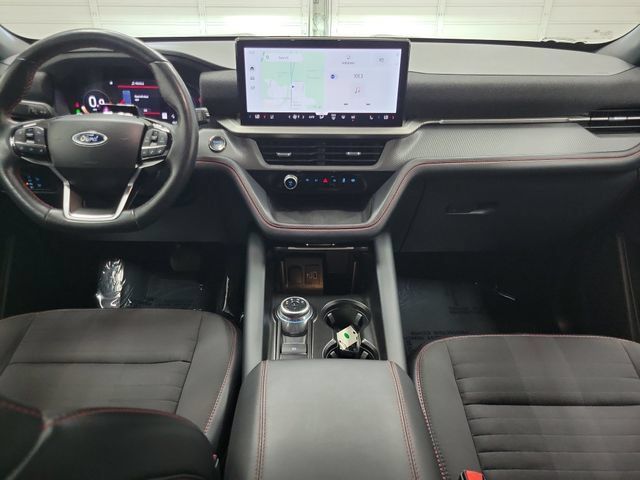 Used 2025 Ford Explorer ST-Line w/ ST-Line Street Pack AWD/4WD image 15