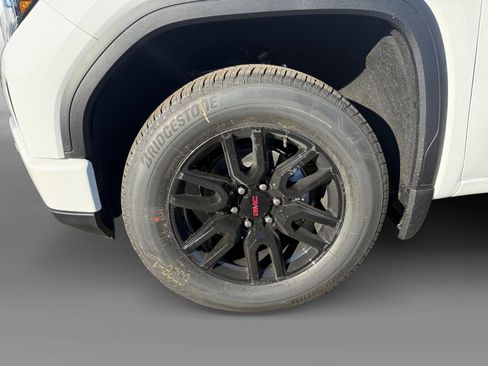 New 2026 GMC Sierra 1500 Elevation w/ Preferred Package image 9
