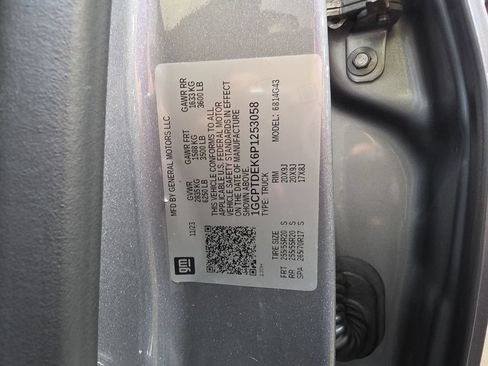 Used 2023 Chevrolet Colorado Z71 AWD/4WD image 26