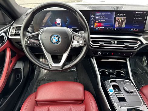 Used 2024 BMW i4 eDrive35 w/ Convenience Package RWD image 46