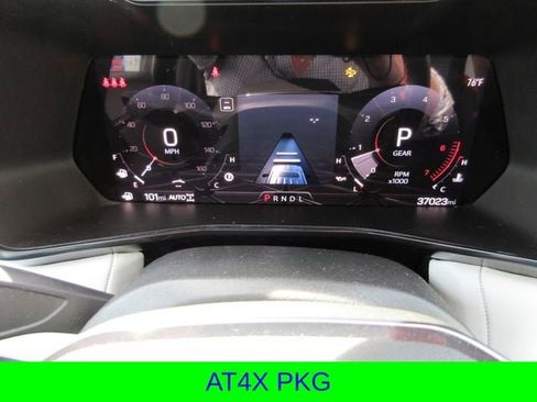 Used 2024 GMC Canyon AT4X AWD/4WD image 15