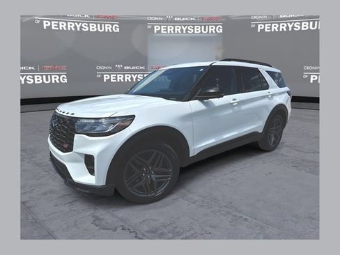 Used 2025 Ford Explorer ST AWD/4WD image 1