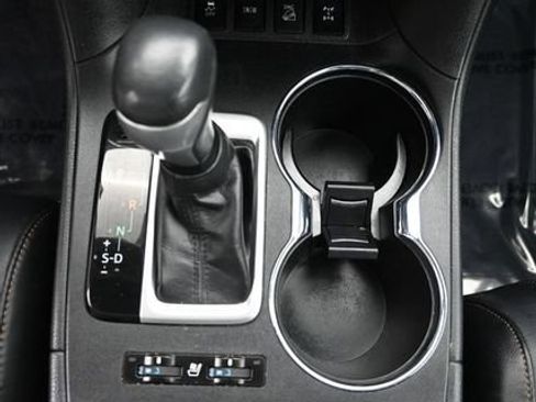 Used 2019 Toyota Highlander Limited AWD/4WD image 20