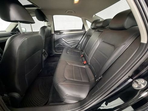 Used 2014 Volkswagen Passat TDI SE FWD image 25