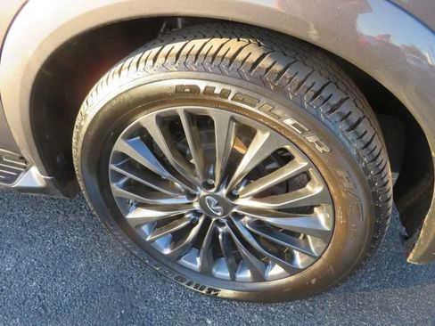 Used 2024 INFINITI QX80 Sensory w/ Cargo Package image 10