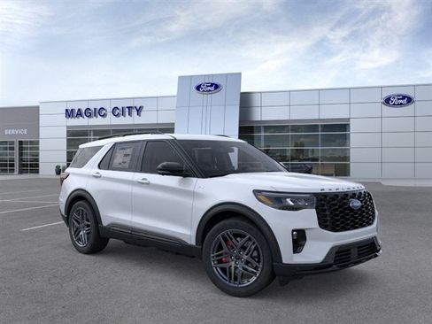 New 2026 Ford Explorer ST-Line w/ ST-Line Street Pack AWD/4WD image 7