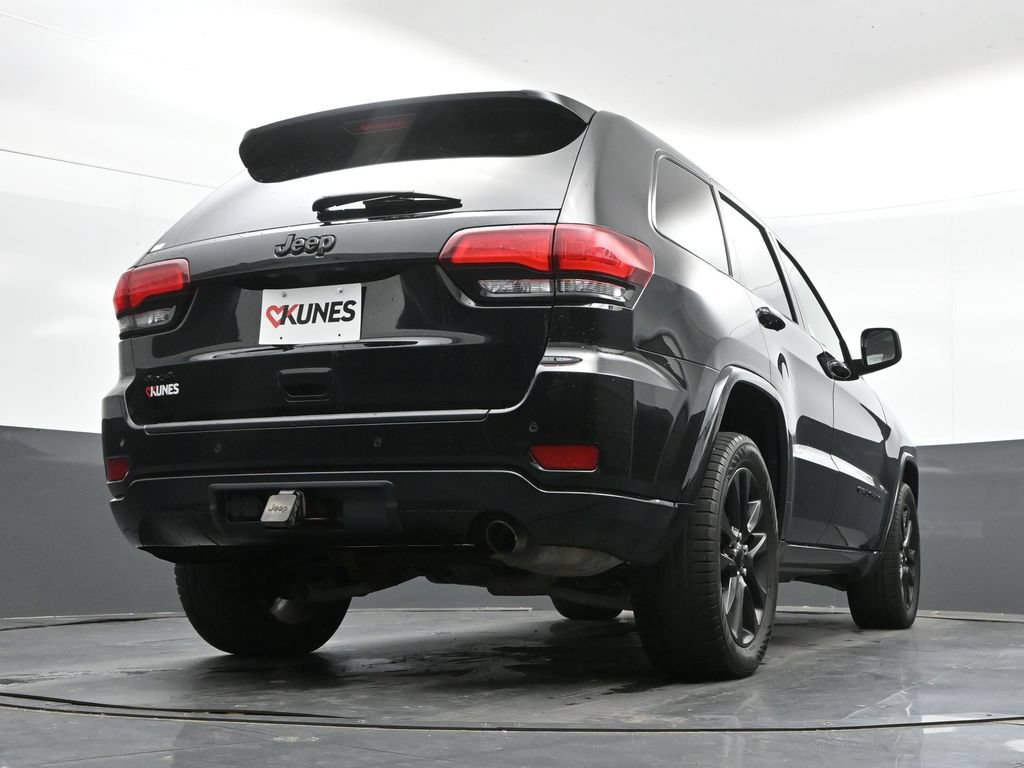 Used 2021 Jeep Grand Cherokee Laredo X AWD/4WD image 43
