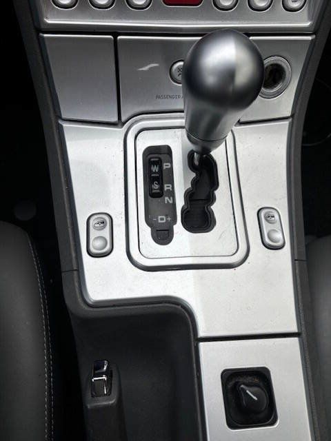 Used 2005 Chrysler Crossfire Limited RWD image 4