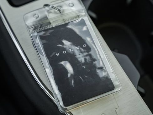 New 2026 Volvo EX90 Ultra AWD/4WD image 42