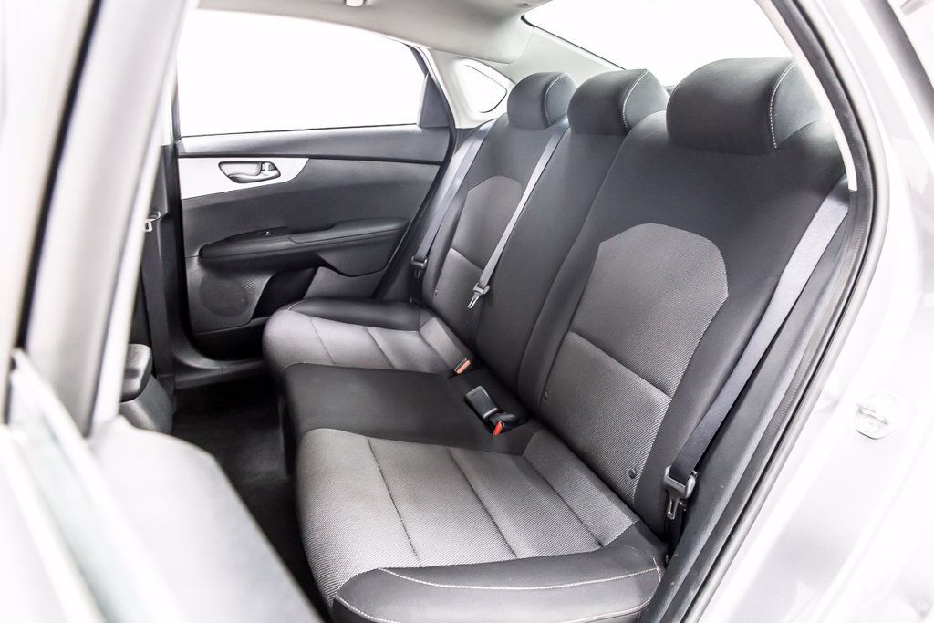 Used 2024 Kia Forte LXS FWD image 29