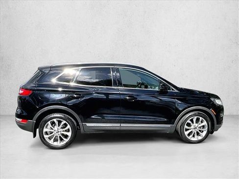 Used 2017 Lincoln MKC Select w/ Select Plus Package FWD image 5