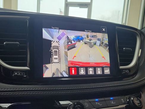 New 2026 Chrysler Pacifica Select image 20