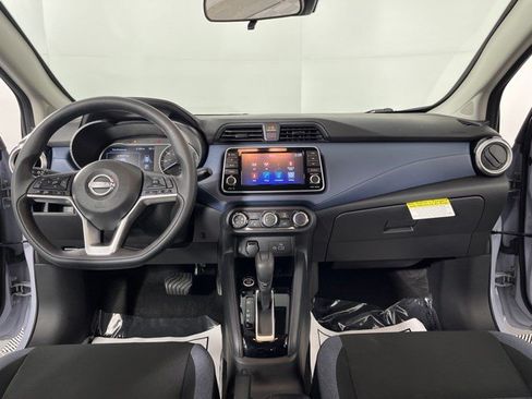 Used 2025 Nissan Versa SV w/ Trunk Package FWD image 32