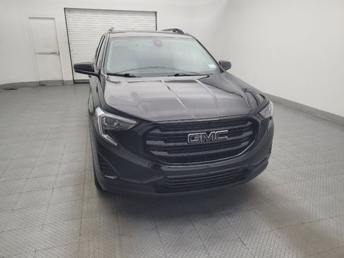Used 2021 GMC Terrain SLE w/ Driver Convenience Package FWD image 14