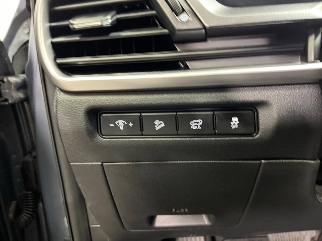 Used 2025 Kia Telluride S FWD image 25