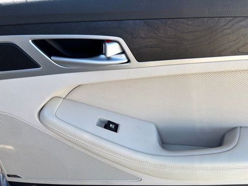 Used 2015 Hyundai Genesis 3.8 w/ Option Group 04 image 21